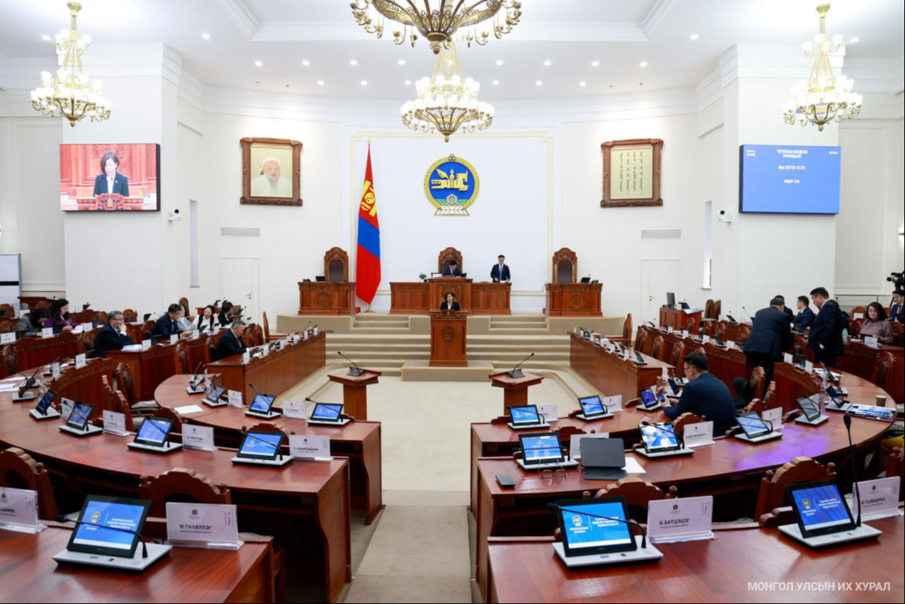 Мансууруулах эм, сэтгэцэд нөлөөт бодисын эргэлтэд хяналт тавих тухай хууль /Шинэчилсэн найруулга/-ийн төслийн хэлэлцэх эсэх хэлэлцүүлгийг эхлүүллээ